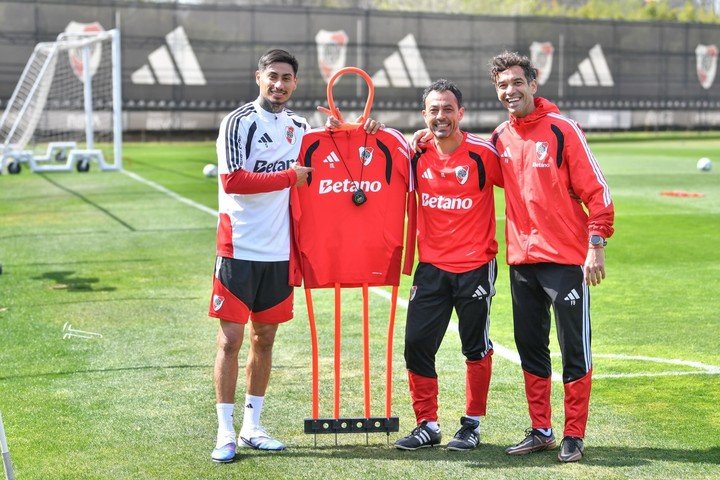 Juan Portillo en el Camp (Prensa River).