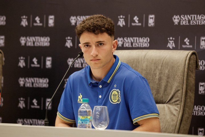 Ovando en la conferencia de prensa.