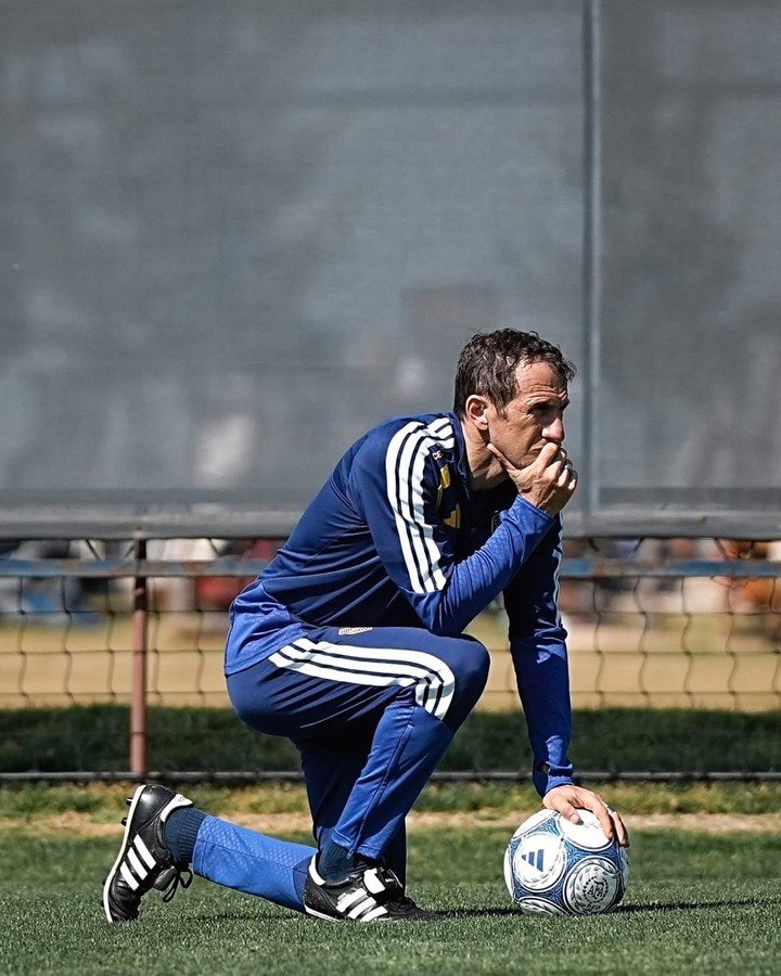Arruabarrena en el entrenamiento de Boca (Foto: Prensa CABJ).