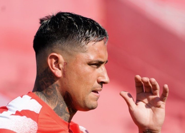 Ezequiel Ávila salió a los 21 minutos del primer tiempo. (Foto: Prensa Independiente)