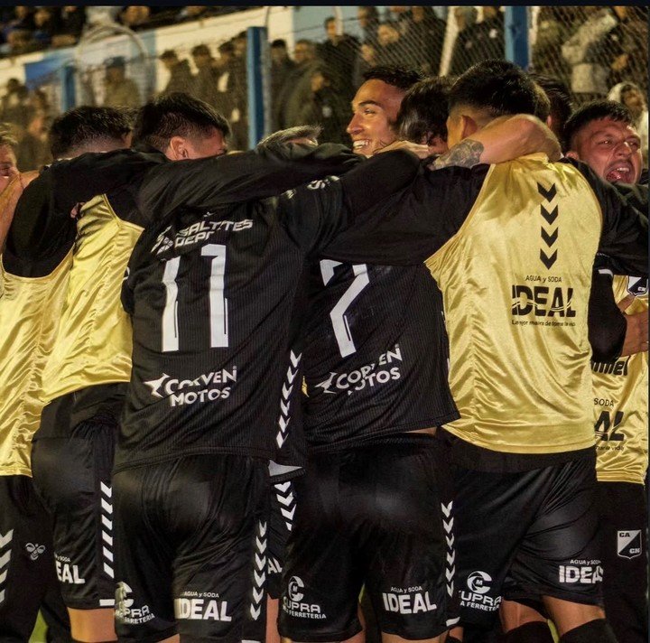 El Cuervo coquetea con la zona de descenso.