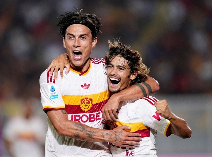 Dybala en la Roma (REUTERS).