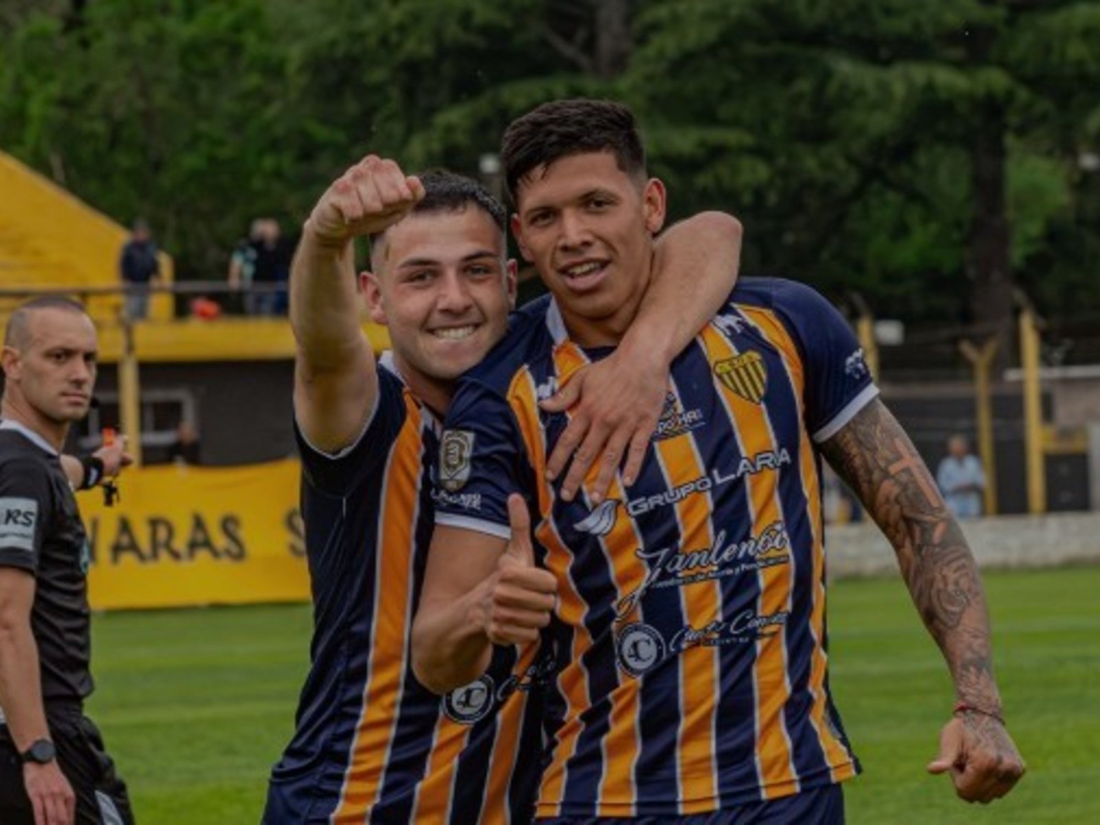 Con un gol agónico, Dock Sud ganó en Jáuregui y se ilusiona con entrar al Reducido :: Olé