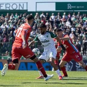 Con gol agónico, Belgrano empató ante Sarmiento