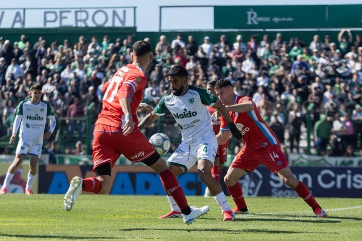 Sarmiento está segundo en la Zona B.