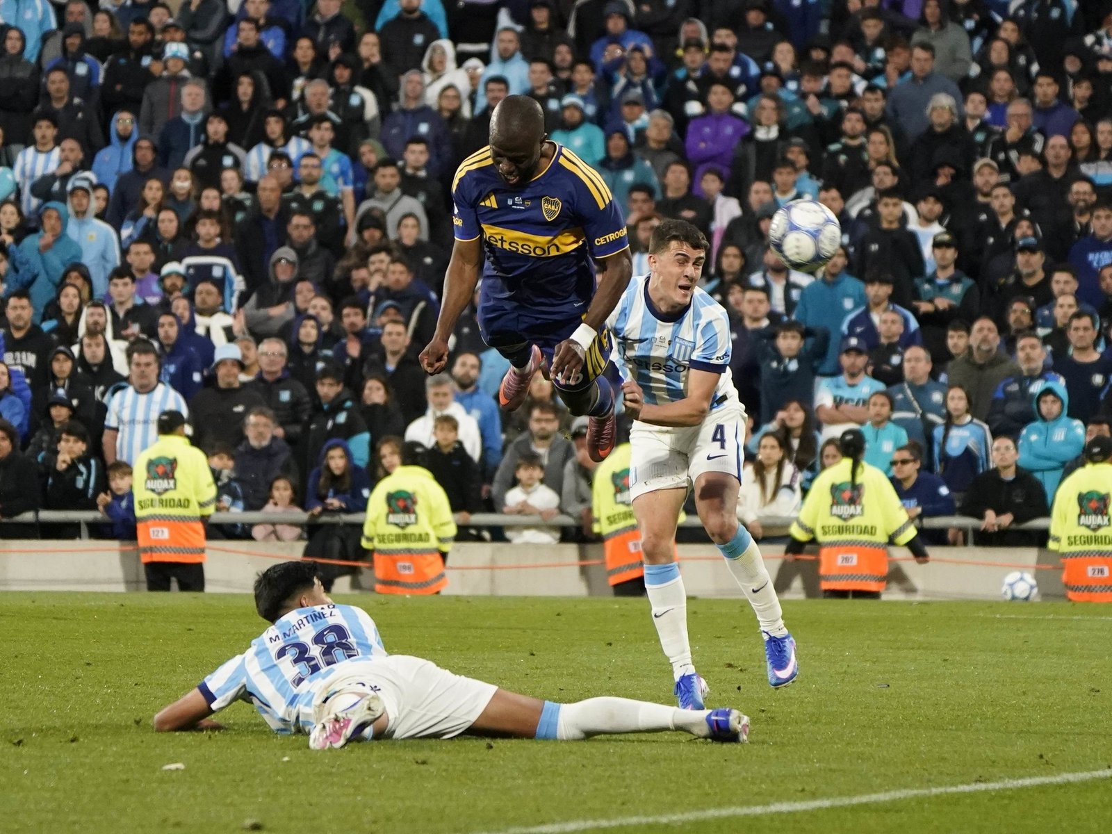 El uno por uno de la dura derrota de Racing ante Boca :: Olé
