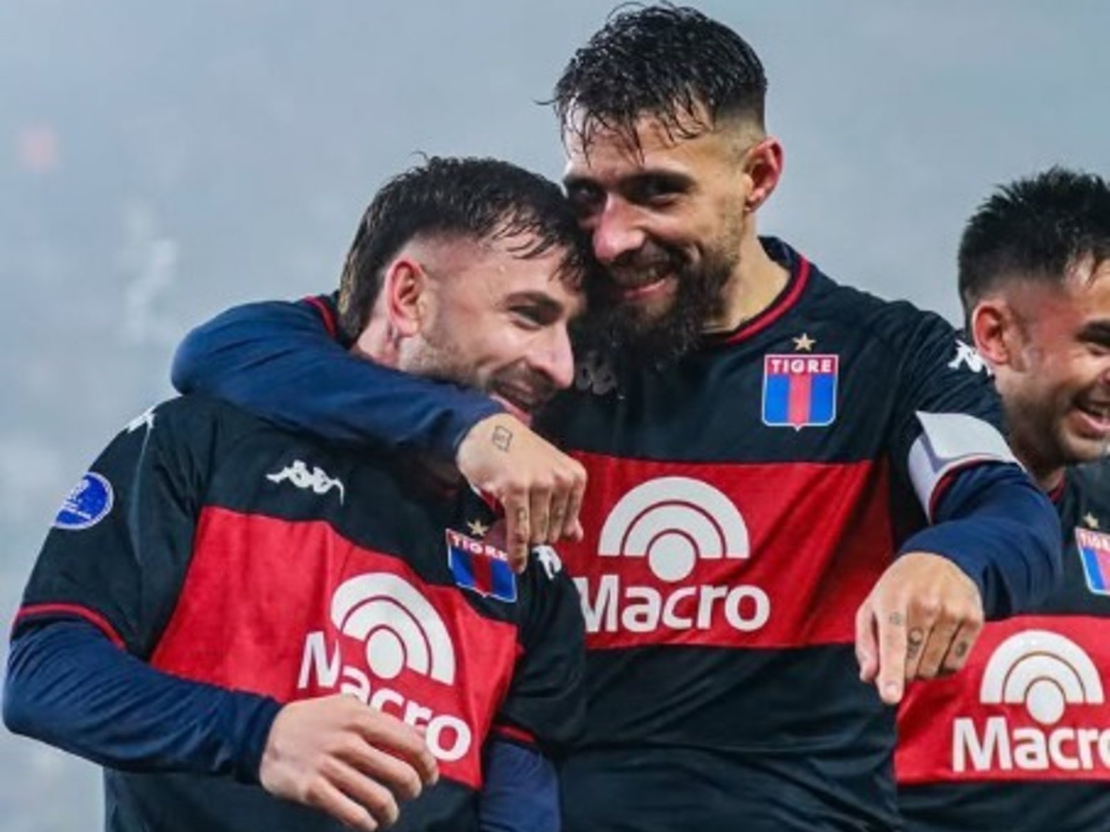 Estudiantes acordó la llegada de un volante central para la Copa Libertadores :: Olé