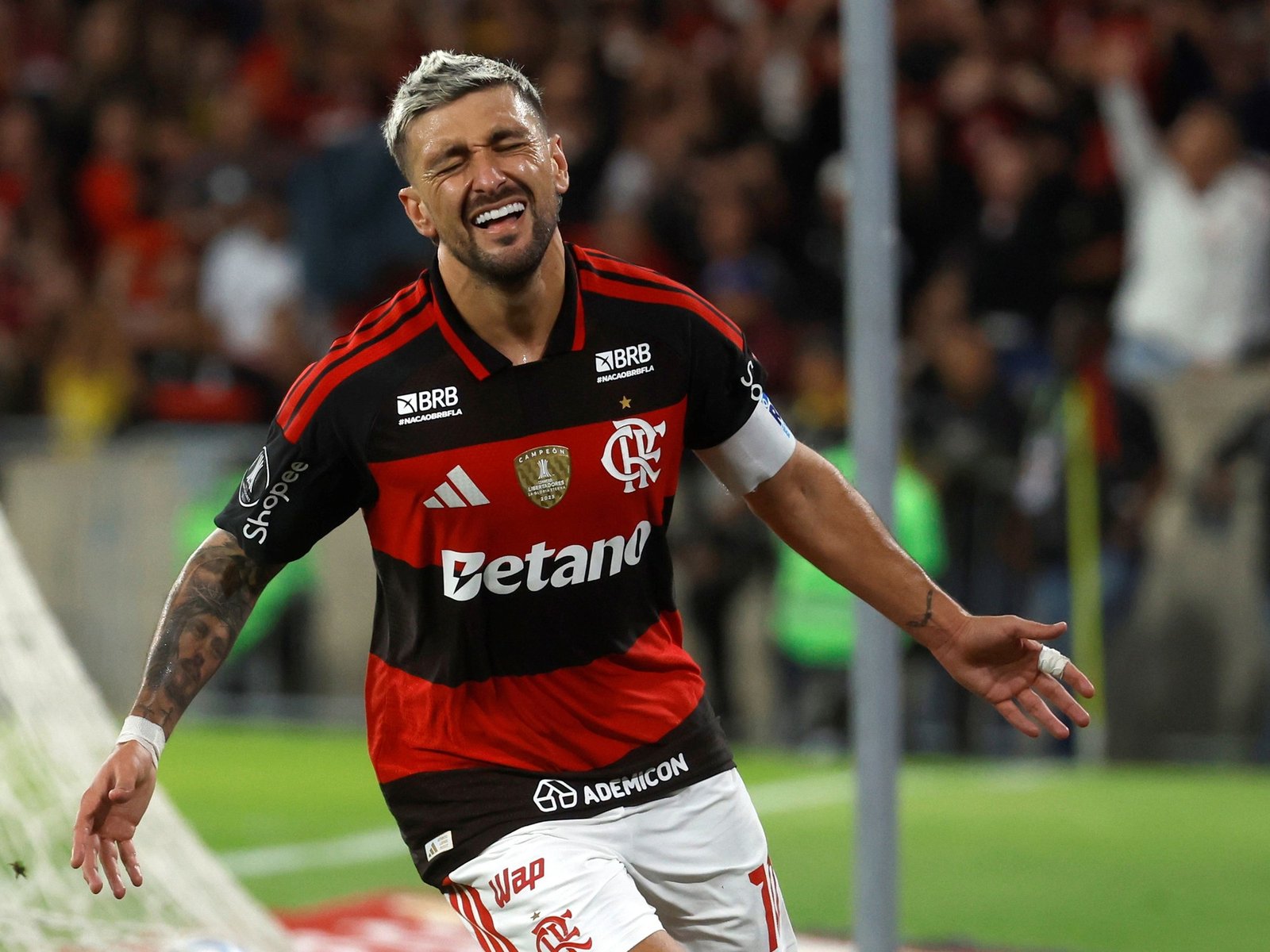 Estudiantes ya tiene rival: Flamengo empató ante Independiente del Valle y pasó a semis :: Olé