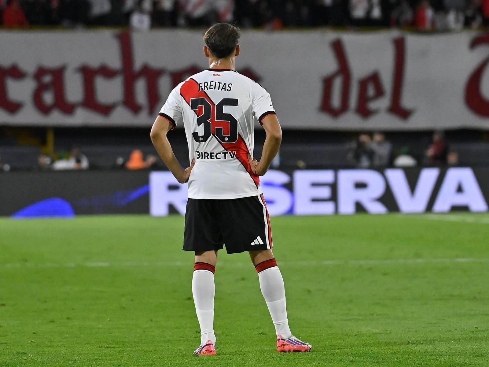 Freitas y una emotiva carta despedida de River: "No pensé estar escribiendo esto..." :: Olé