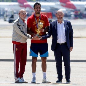 En España agitan la polémica por la final del Mundial 2030: "No puede ser de otra manera"