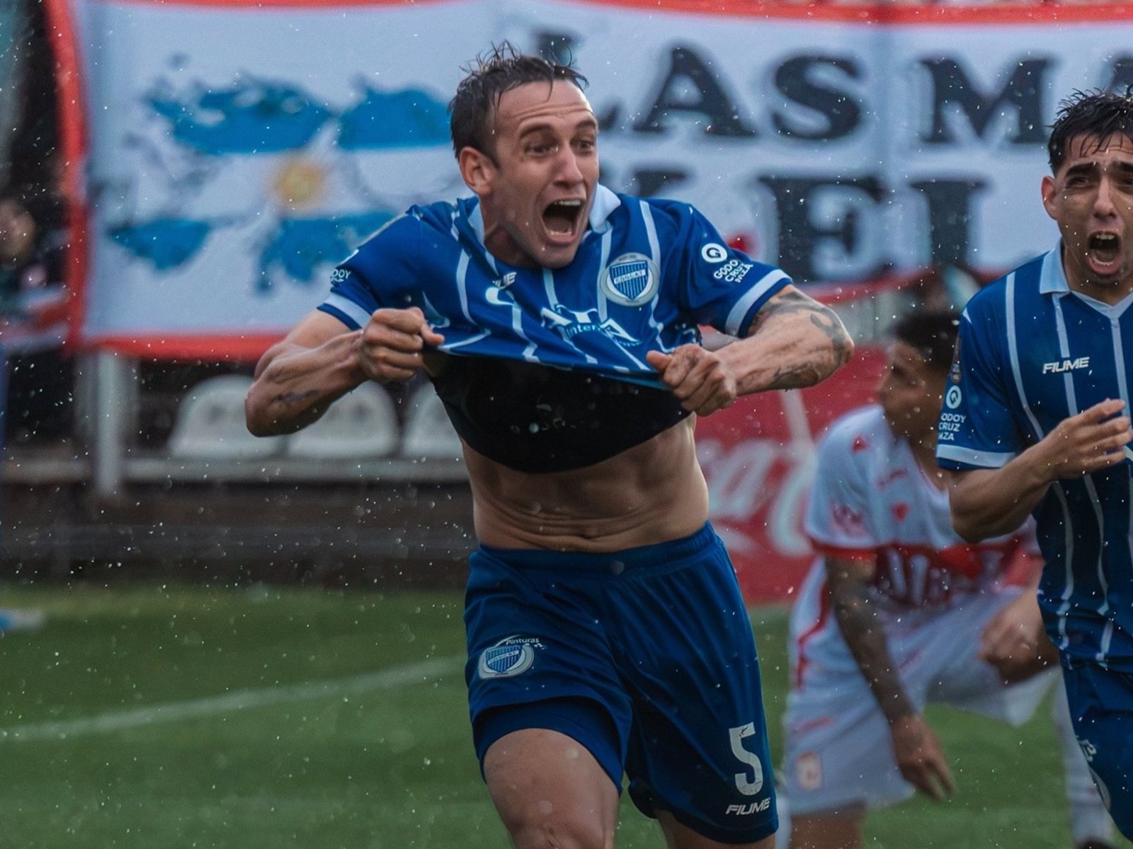 Golpazo para Morón: perdió con Godoy Cruz y Ferro quedó solito en la punta :: Olé