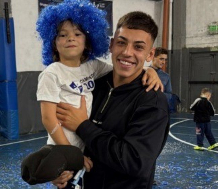 Matías Gallardo con Benja, su hermano más chico.
