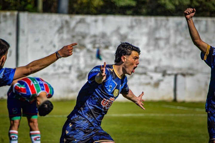 Metalúrgico se quedó con los goles del Pipa.