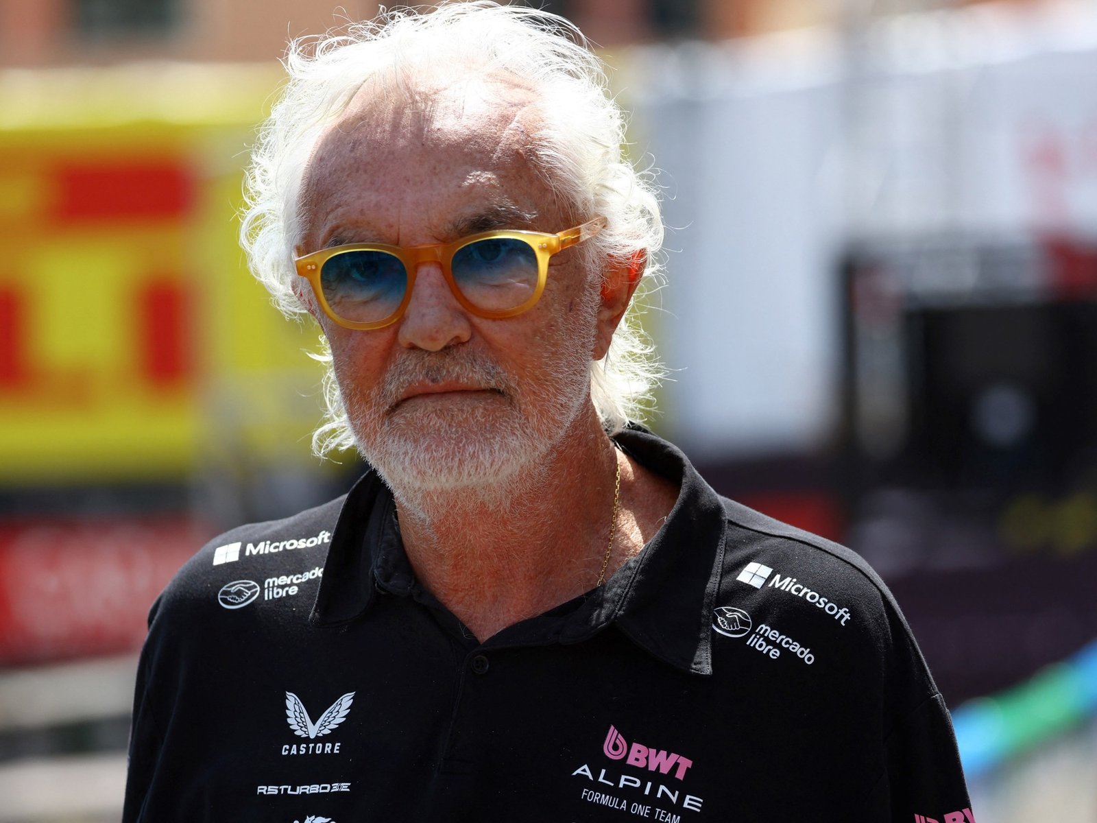 La FIA le respondió a Briatore por la polémica del podio de Gasly y defendió al juez señalado por sus vínculos con McLaren