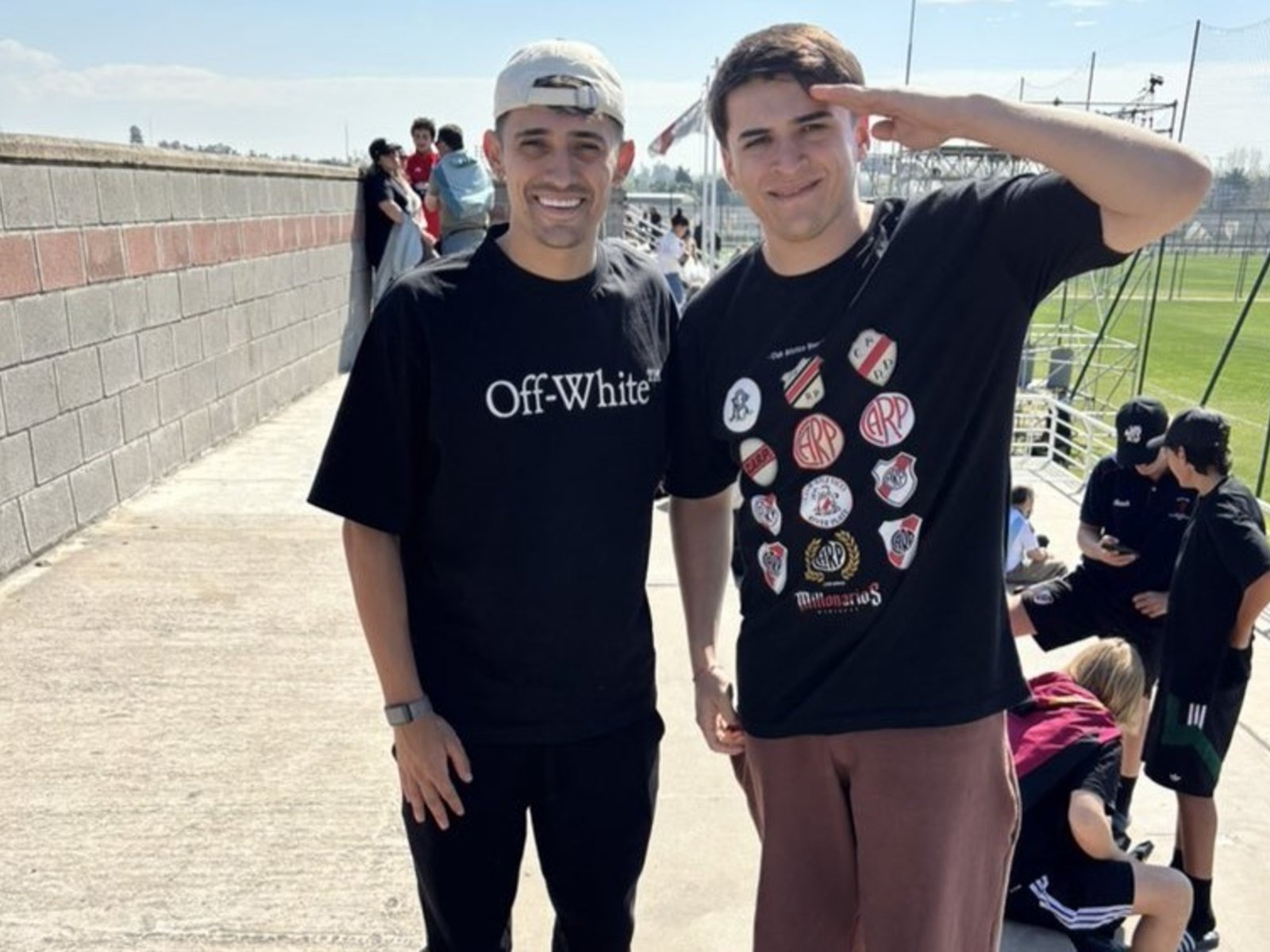 La sorpresiva visita de un campeón con River al Camp: a quién fue a ver :: Olé