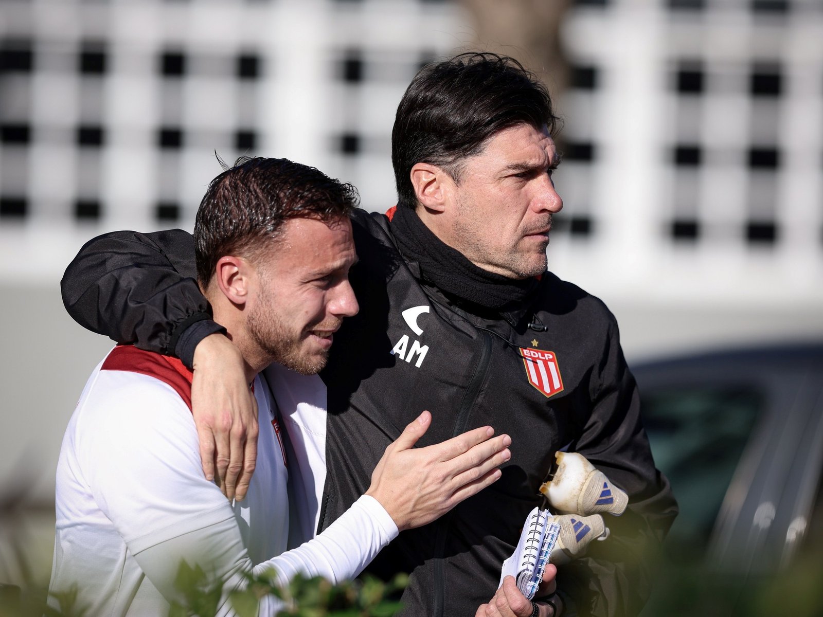 Las dudas del Cacique Medina a días de jugar la Supercopa Internacional ante Rosario Central :: Olé