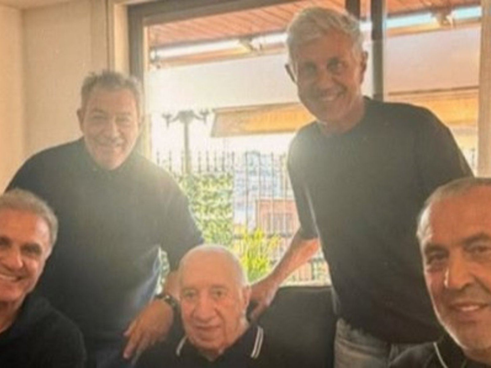 Los campeones del mundo de 1986 volvieron a visitar a Carlos Salvador Bilardo: la foto del encuentro