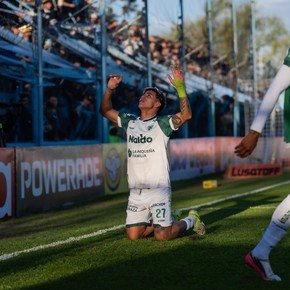 Sarmiento quedó a un punto del líder: le ganó a Estudiantes RC y lo hundió aún más en el fondo de las tablas