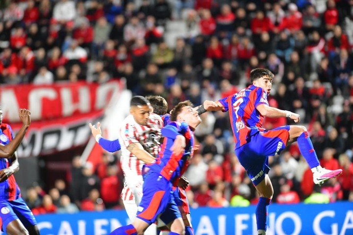 Instituto vs San Lorenzo
Javier Ferreyra / La Voz