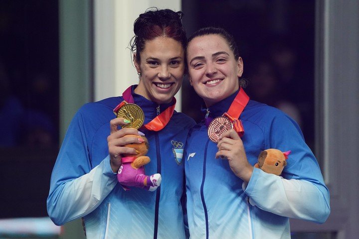 Ceballos, con su oro, junto a Barbeito, que fue bronce. Foto
Juano Tesone /Enviado Especial CLARIN