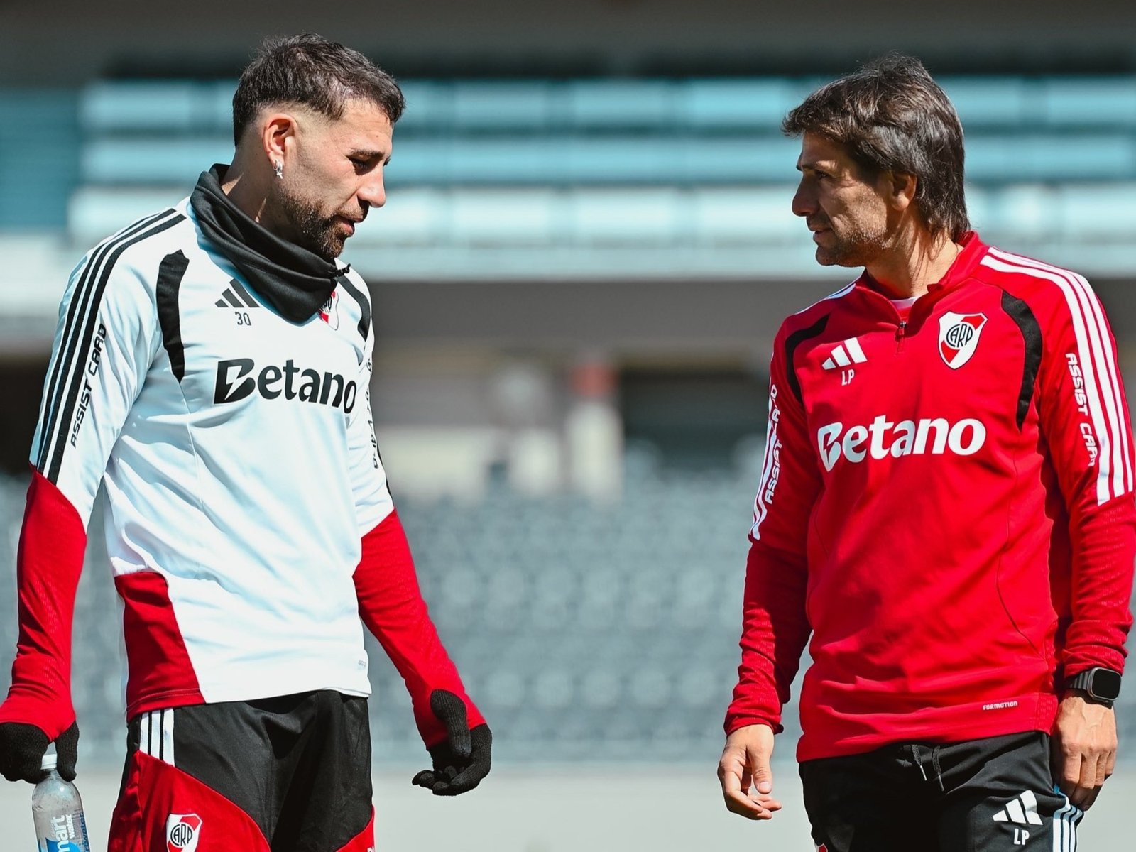 River ganó la pulseada: visitará a Sarmiento una semana más tarde :: Olé