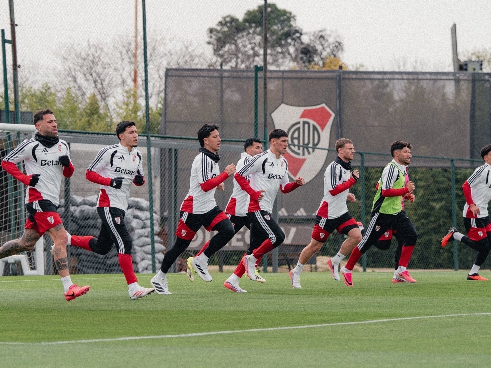 River, hoy EN VIVO: la vuelta a las prácticas, visitantes en Córdoba y las noticias del martes 29 de septiembre :: Olé