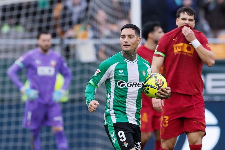 La última titularidad del delantero fue el 8 de marzo de este año. (EFE)