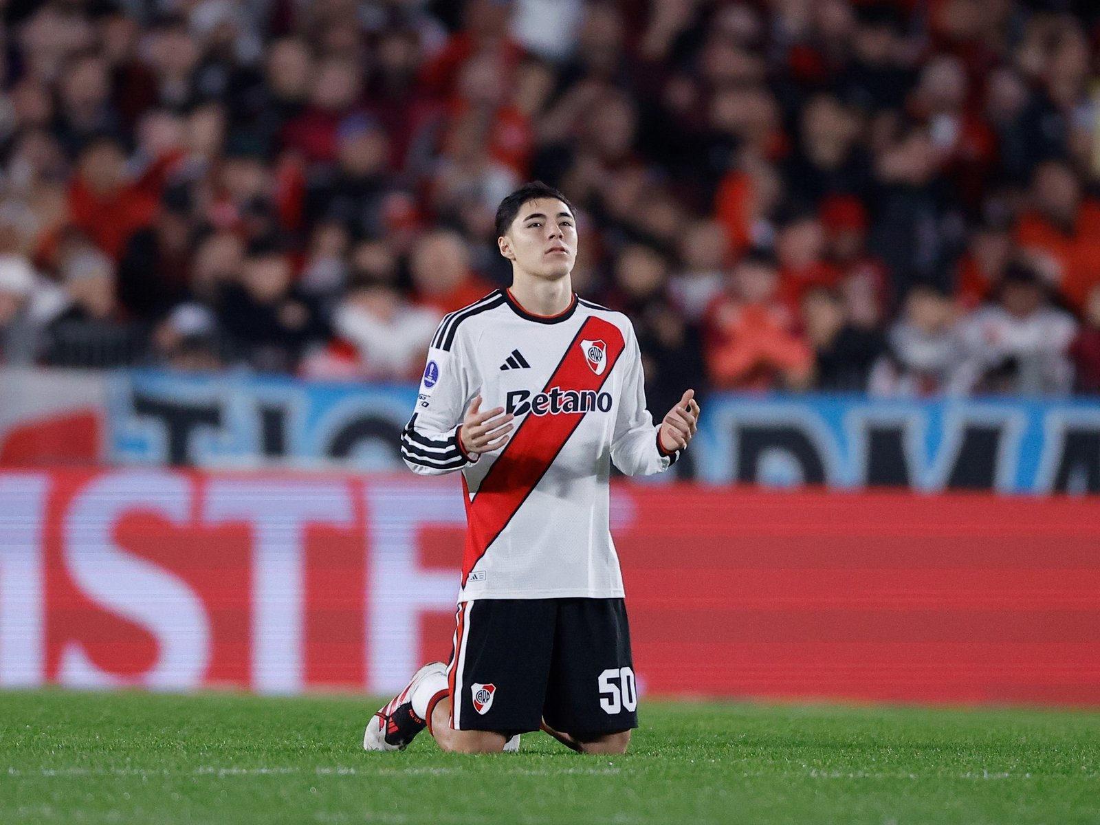 Tobías Andrada fue desafectado de la Selección y no cumplirá el sueño de jugar con Messi :: Olé