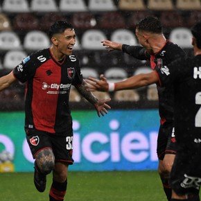 Newell's venció a Platense, extendió su buen momento y se acomoda en zona de playoffs