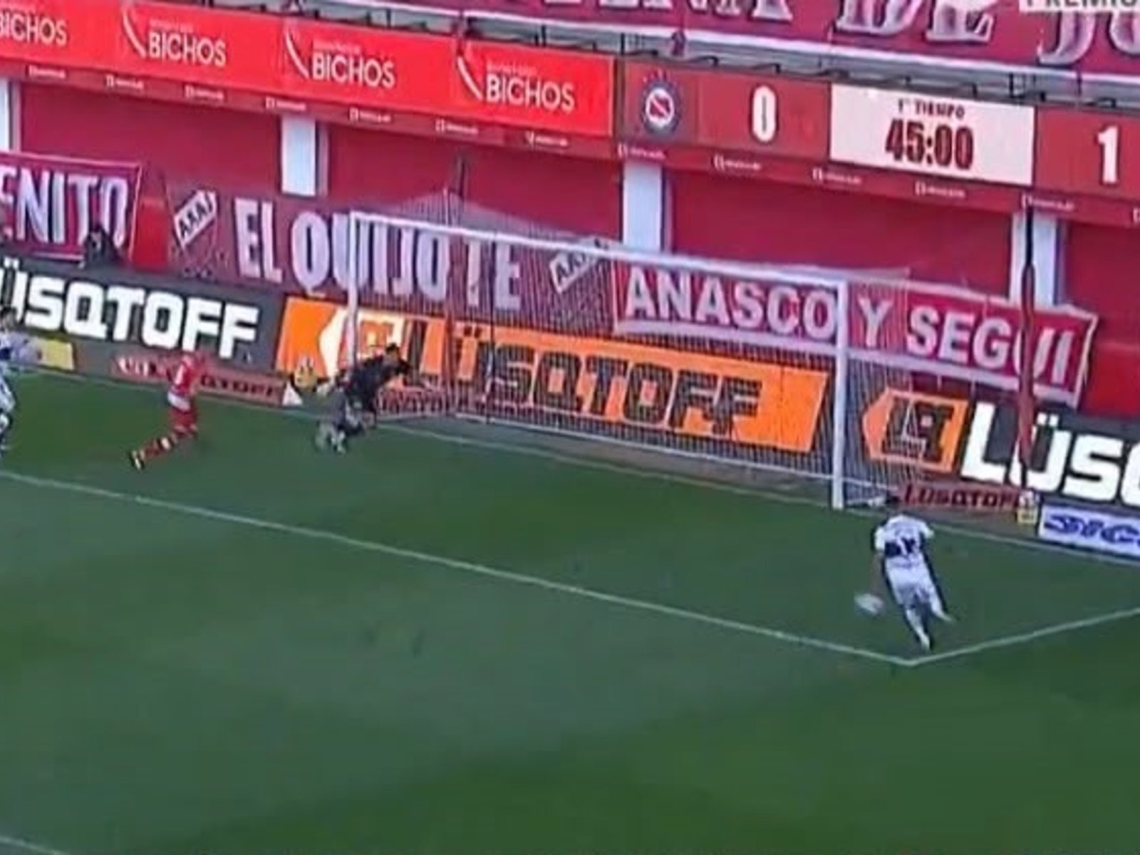 Video: el insólito errado de Lucas Janson en el empate entre Argentinos y Gimnasia :: Olé