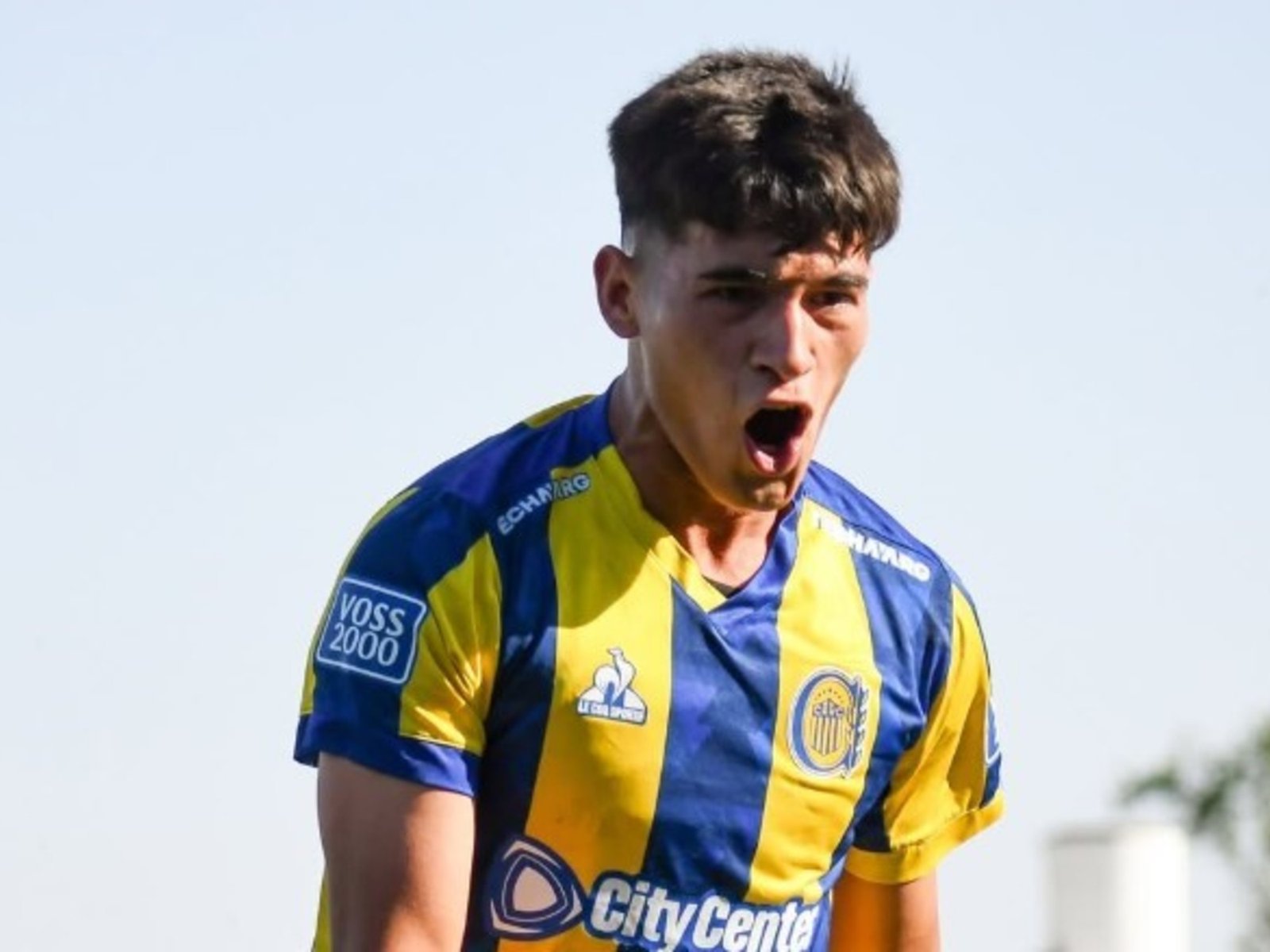Video: insólito blooper en Gimnasia de Mendoza vs Rosario Central por el Torneo de Reserva :: Olé