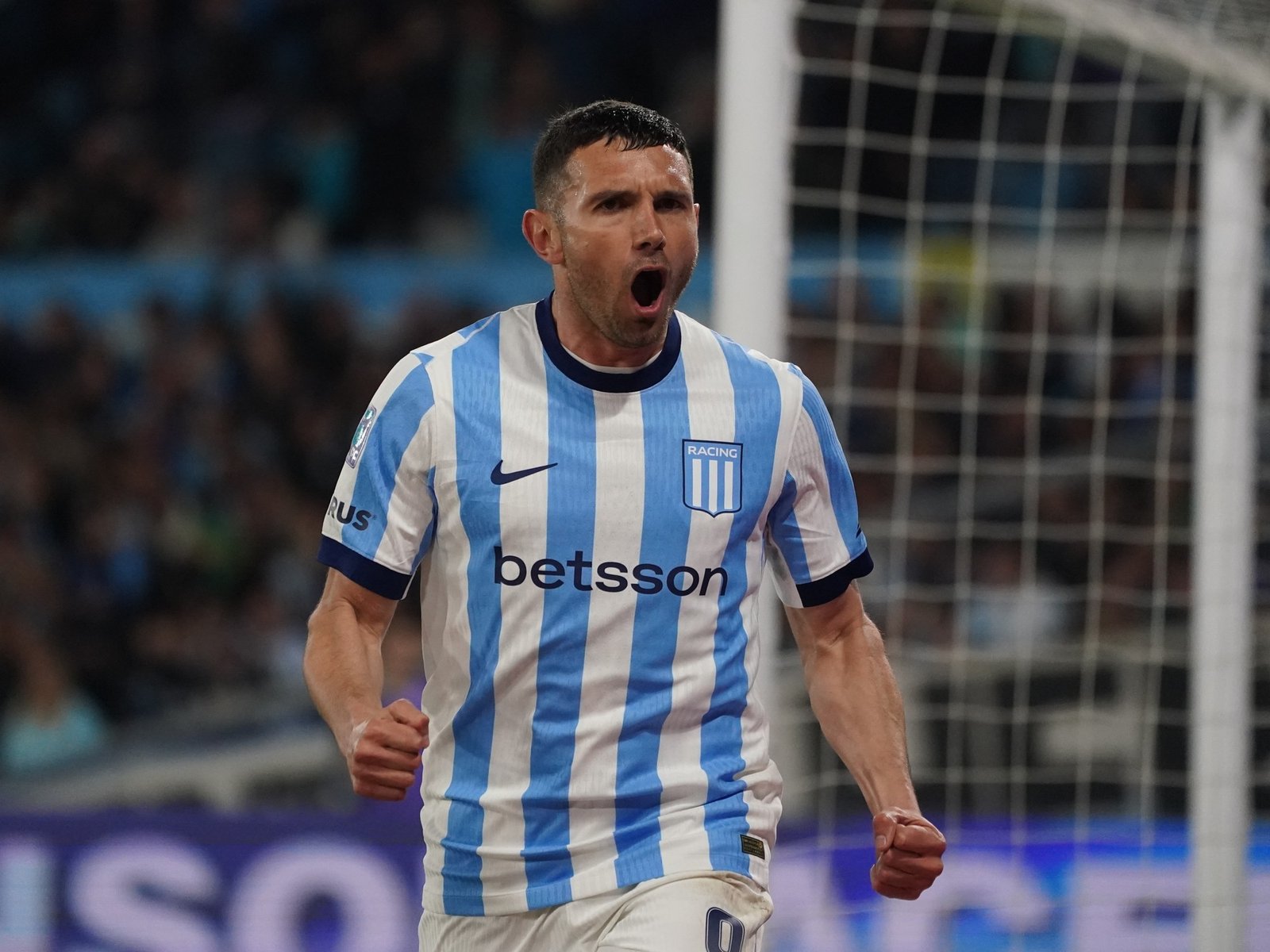 Video: la vuelta al gol de Maravilla Martínez :: Olé