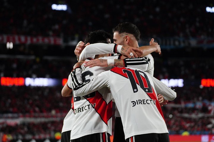 Importante triunfo de River (Foto: Marcelo Carroll).
