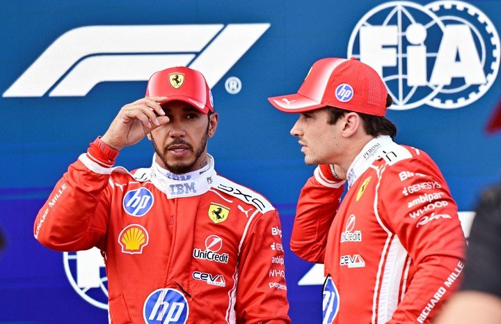 La dupla de Ferrari, atenta un cierre de año que puede ser reprogramado hacia Imola. Foto: REUTERS / Marton Monus.