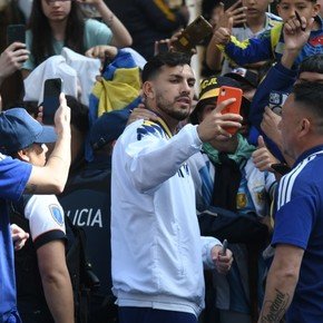 Locura por Boca en Mendoza: la ovación para Paredes y la actitud de Villa antes de entrar