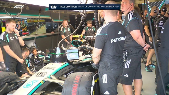Se demora el inicio de la clasificación del GP de Azerbaiyán.