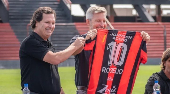 El presidente junto al gobernador de Entre Ríos.