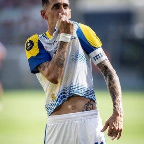 Estudiantes vs. Rosario Central, EN VIVO por la Supercopa Internacional: polémico penal y doblete de Di María