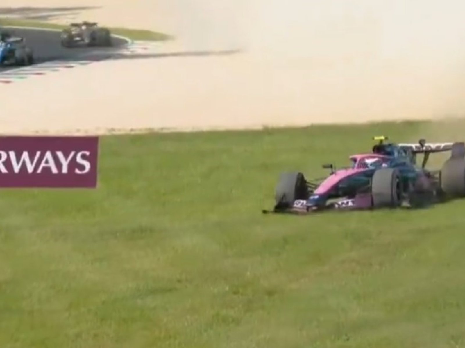 llegó a estar tercero, un despiste lo mandó al fondo y remontó hasta los puntos en el GP de Italia de F1