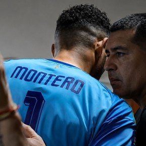 El gesto de Riquelme con Montero luego de ser figura ante Vélez