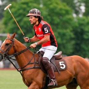 Así juega Leo Ponzio al polo: “Es cerebral y lee muy bien el juego”