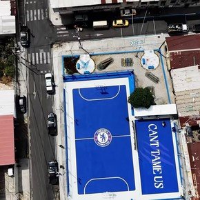 Chelsea inauguró una cancha comunitaria en Sudamérica: las razones detrás de la iniciativa "Can't Tame Us"