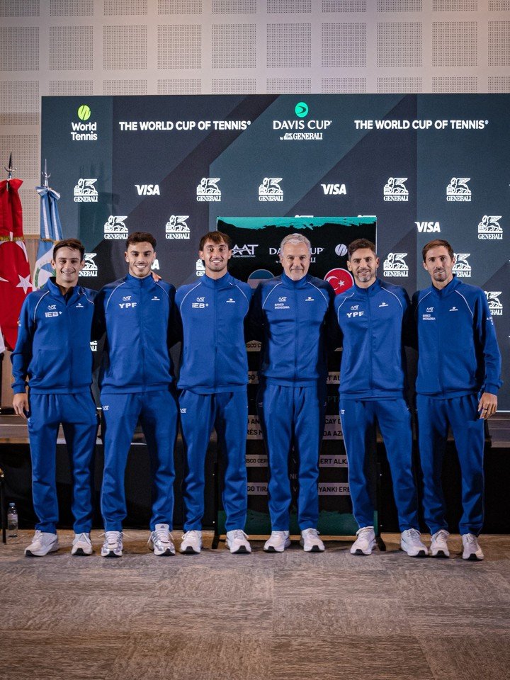 La Selección de cara al cruce en Neuquén. (Prensa AAT)
