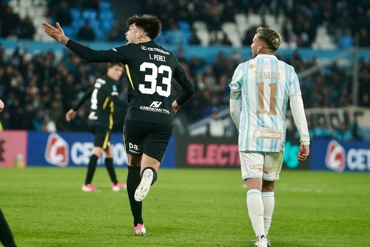 Otro mazazo para la Academia. Foto Maxi Failla - FTP CLARIN BON07717.jpeg Z