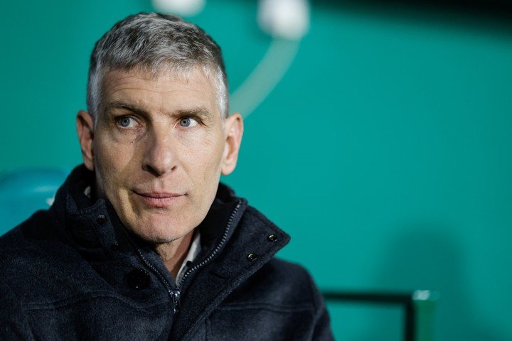 Palermo eliminó a Estudiantes.