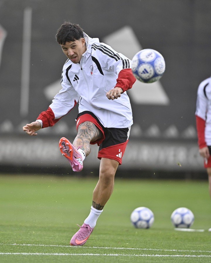 Sebastián Driussi, en un ensayo de definición en el Camp (Prensa River).