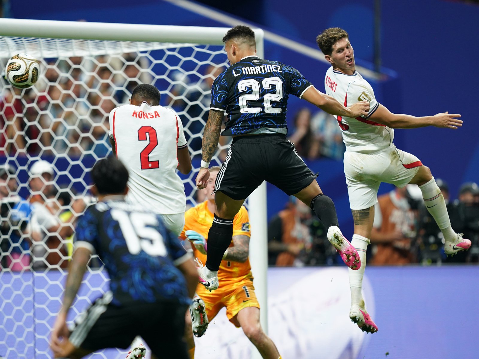 A 100 días del 2 a 1 de Lautaro Martínez: el gol por un video de la FIFA :: Olé