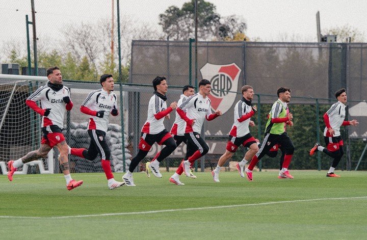 El entrenamiento de River (Prensa River).