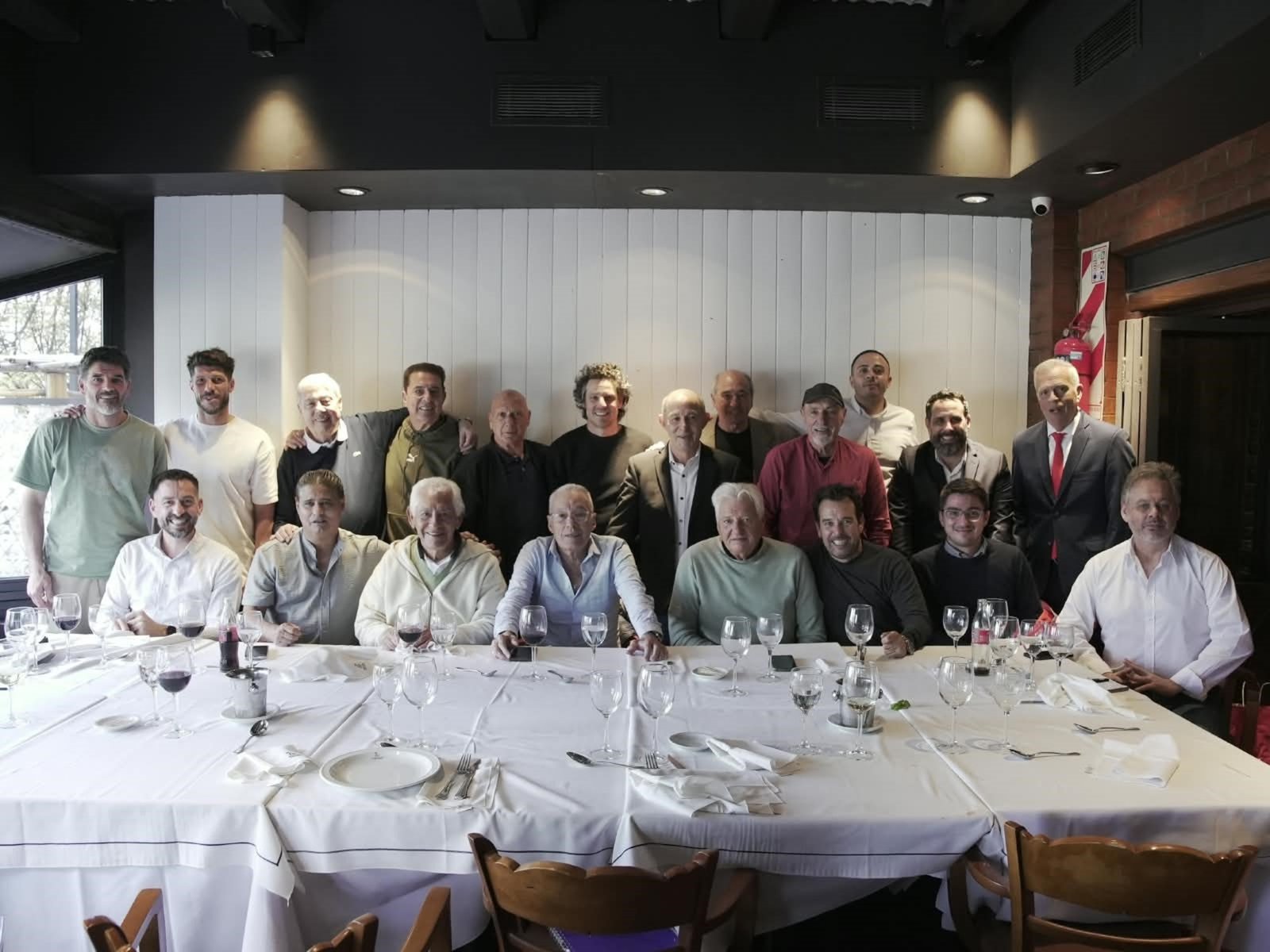 Gaudio se reunió con glorias de Independiente: el compromiso que asumió :: Olé
