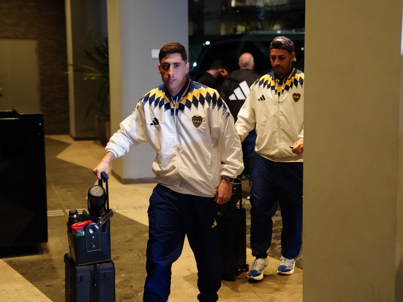"Merentiel quiere renovar por cinco años más en Boca" :: Olé